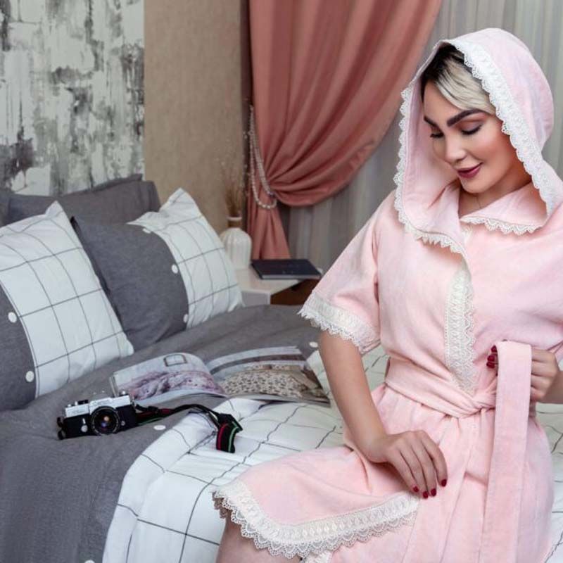 تصویر  حوله تن پوش طرح camilla
